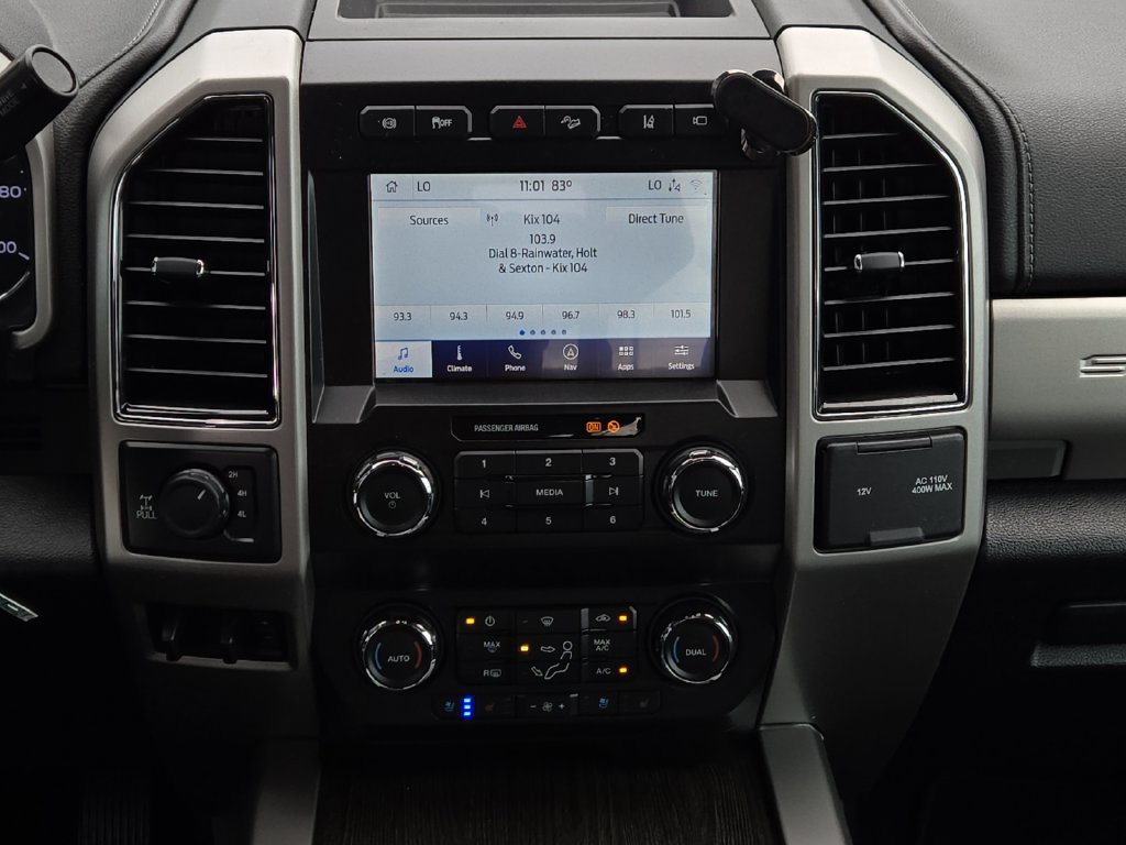 Used 2020 Ford F350 Lariat w/ Chrome Package AWD/4WD image 11