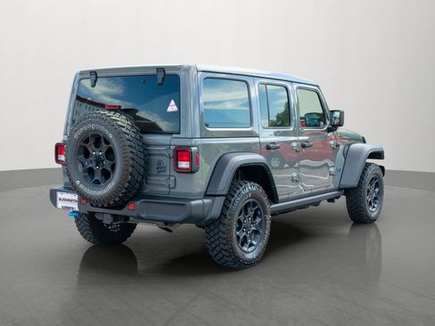 Used 2023 Jeep Wrangler Unlimited w/ Sun & Screen Package AWD/4WD image 7