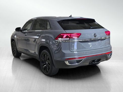 Used 2023 Volkswagen Atlas Cross Sport SE w/ Panoramic Sunroof Package AWD/4WD image 5
