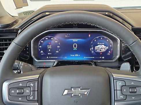 New 2026 Chevrolet Silverado 1500 RST w/ Redline Edition AWD/4WD image 12