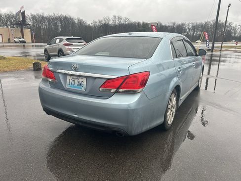Used 2012 Toyota Avalon image 6