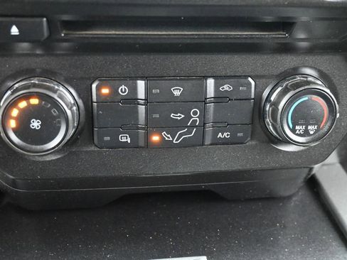 Used 2018 Ford F350 XLT image 19