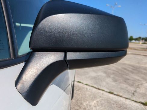 Used 2024 Toyota Corolla Cross L FWD image 11