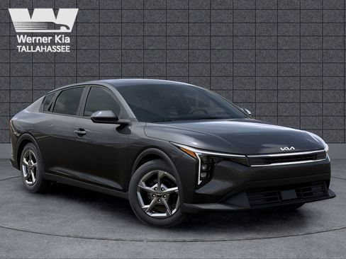New 2026 Kia K4 LXS image 8
