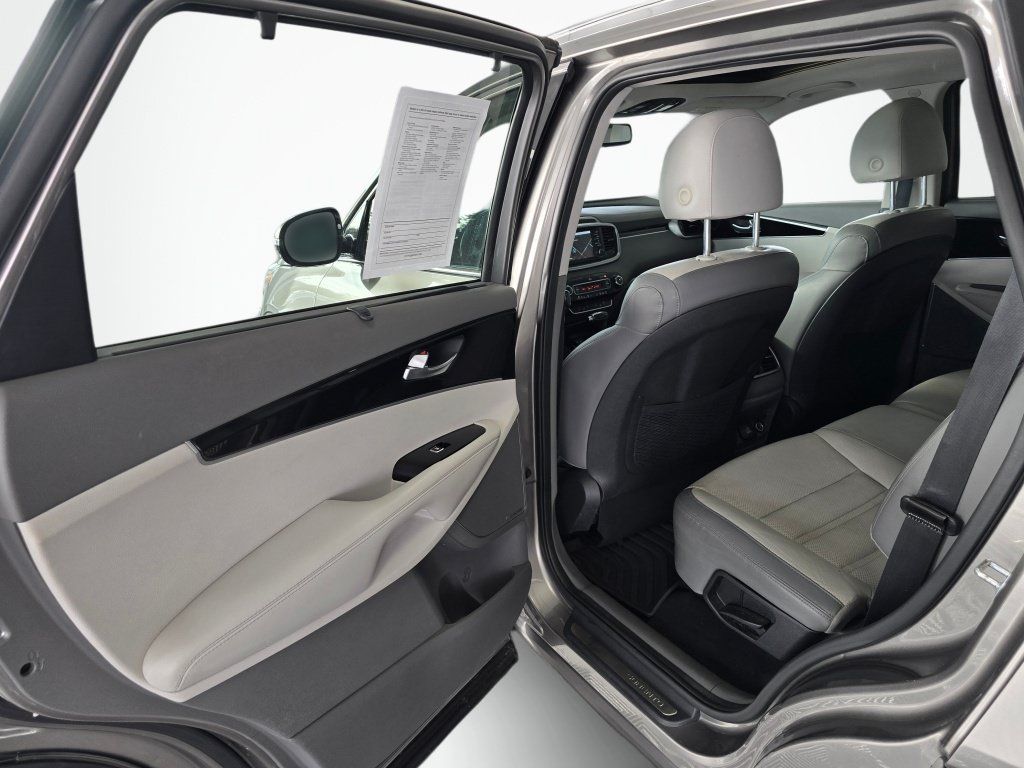 Used 2019 Kia Sorento SX FWD image 37