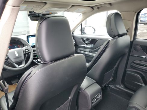 New 2026 Lincoln Corsair Premiere image 26