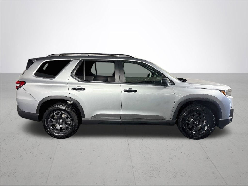 New 2026 Honda Pilot TrailSport image 5