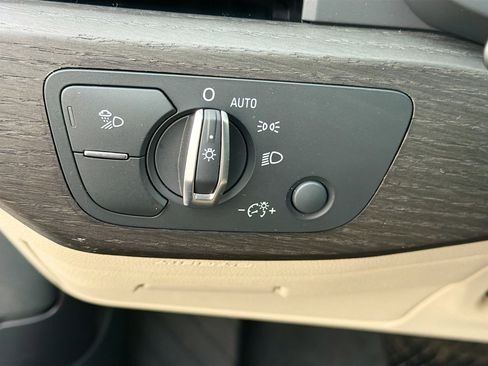 Used 2018 Audi A4 2.0T Premium Plus image 34