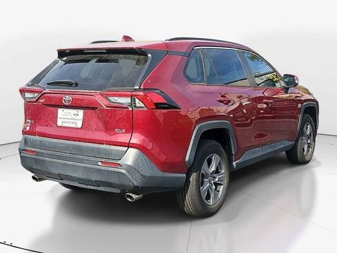 Used 2022 Toyota RAV4 XLE image 3