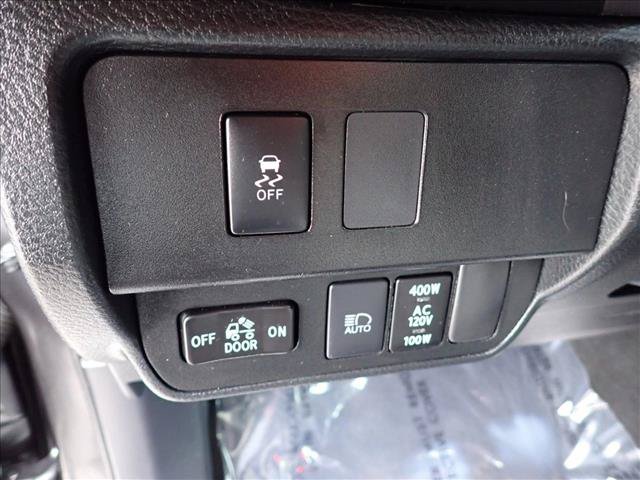 Used 2020 Toyota Tacoma TRD Off-Road AWD/4WD image 14