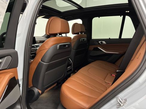 New 2026 BMW X5 xDrive40i w/ M Sport Package AWD/4WD image 29