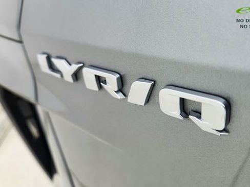 Used 2026 Cadillac Lyriq V AWD/4WD image 17
