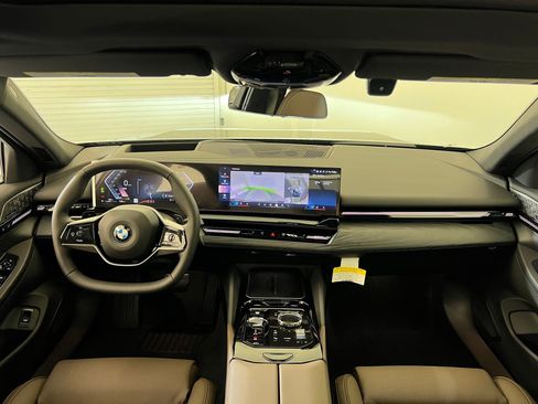 New 2026 BMW 530i w/ Executive Package image 16
