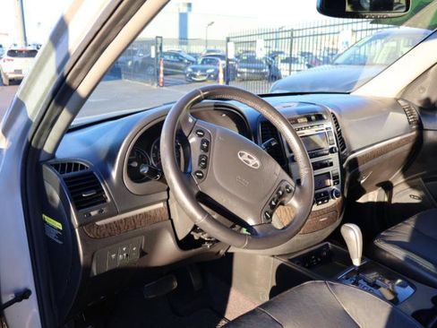 Used 2009 Hyundai Santa Fe Limited image 17