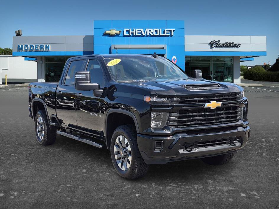Certified 2025 Chevrolet Silverado 2500 Custom AWD/4WD image 7