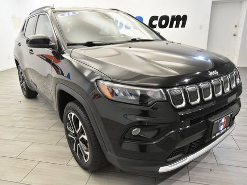 Used 2022 Jeep Compass Limited image 7