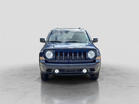 Used 2015 Jeep Patriot Latitude AWD/4WD image 11