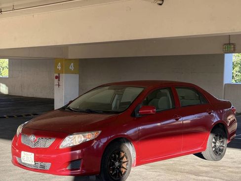 Used 2009 Toyota Corolla LE image 1