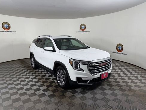 Used 2023 GMC Terrain SLT AWD/4WD image 19