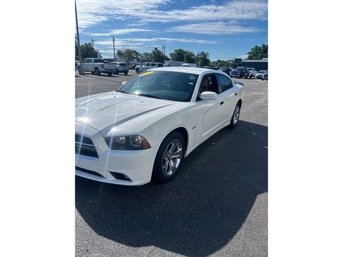 Used 2013 Dodge Charger R/T RWD image 19