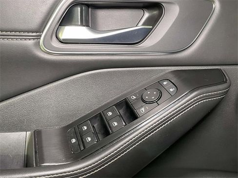 Used 2021 Nissan Rogue SV w/ Premium Package image 36