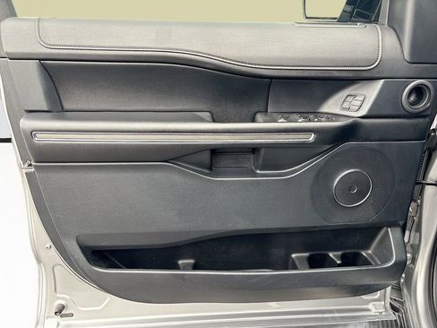 Used 2020 Ford Expedition XLT w/ Equipment Group 202A image 24