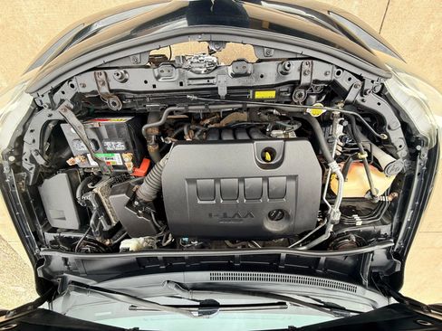 Used 2011 Toyota Corolla S image 26