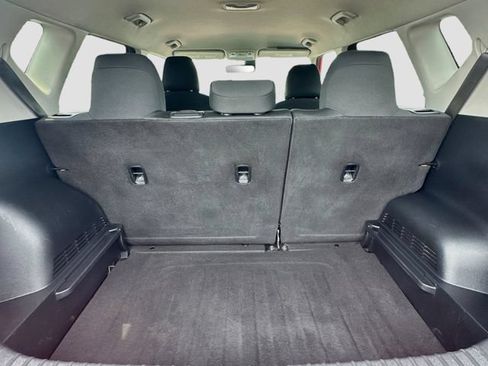 Used 2023 Kia Soul LX w/ LX Technology Package FWD image 28