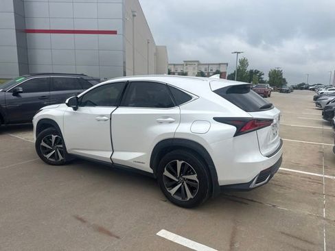 Used 2019 Lexus NX 300h AWD w/ Premium Package image 4