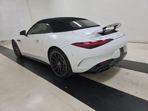 Used 2022 Mercedes-Benz SL 55 AMG 4MATIC image 7