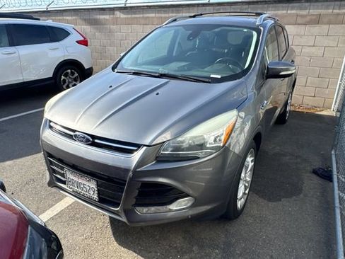 Used 2013 Ford Escape Titanium w/ Parking Technology Pkg FWD image 6