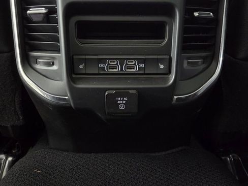 Used 2024 RAM 3500 Laramie image 32