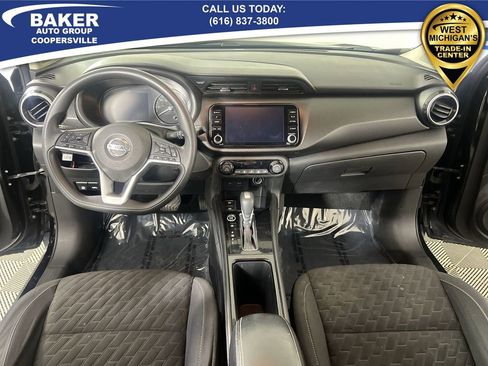 Used 2021 Nissan Kicks SV image 19