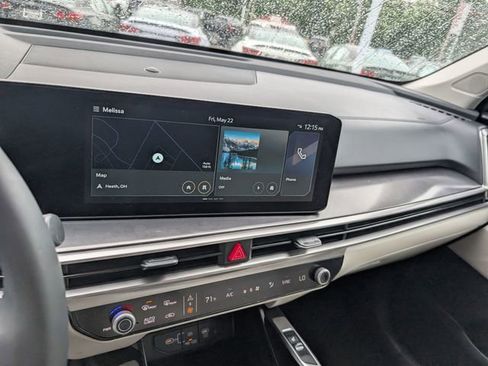 Used 2024 Kia Sorento S AWD/4WD image 19