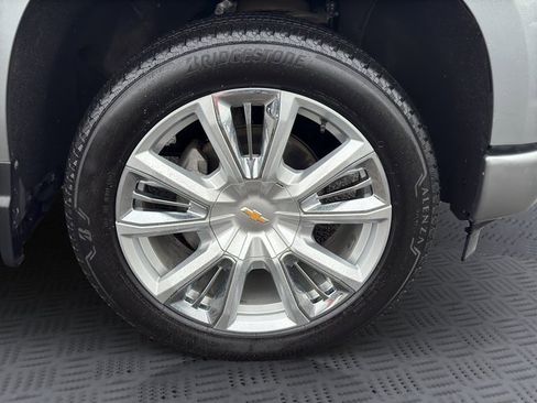 Used 2024 Chevrolet Silverado 1500 High Country w/ High Country Premium Package image 28