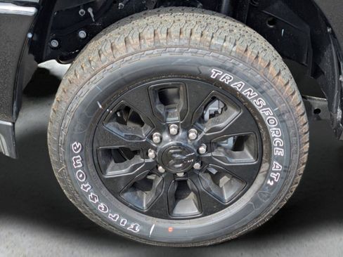 New 2024 RAM 2500 Limited AWD/4WD image 9