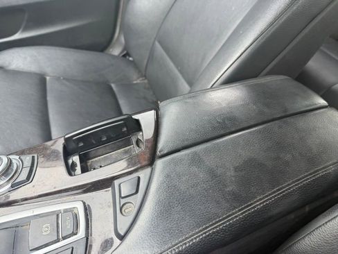 Used 2012 BMW 528i xDrive Sedan image 19