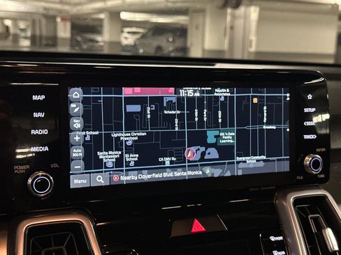 Certified 2023 Kia Sorento EX FWD image 28