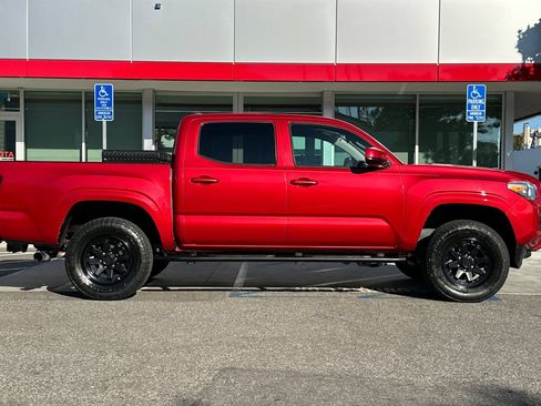 Used 2023 Toyota Tacoma SR AWD/4WD image 2