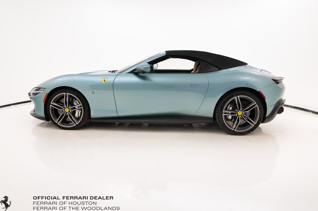 Certified 2024 Ferrari Roma Spider RWD image 29