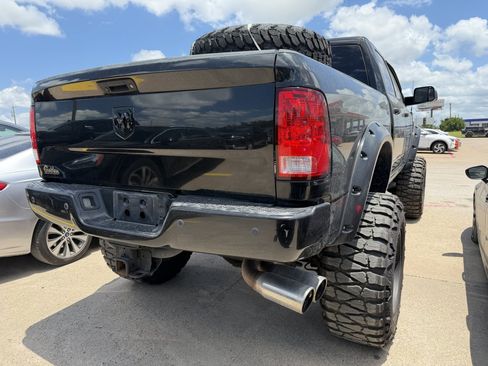 Used 2016 RAM 2500 Big Horn w/ Black Appearance Group AWD/4WD image 5