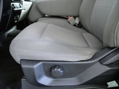 Certified 2018 Ford F150 XLT AWD/4WD image 18
