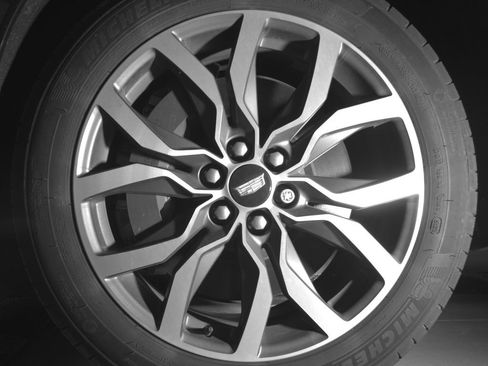 Used 2024 Cadillac XT6 Sport AWD/4WD image 9