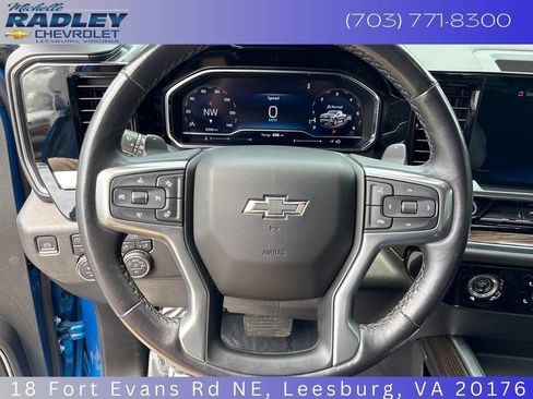 Used 2023 Chevrolet Silverado 1500 RST AWD/4WD image 15