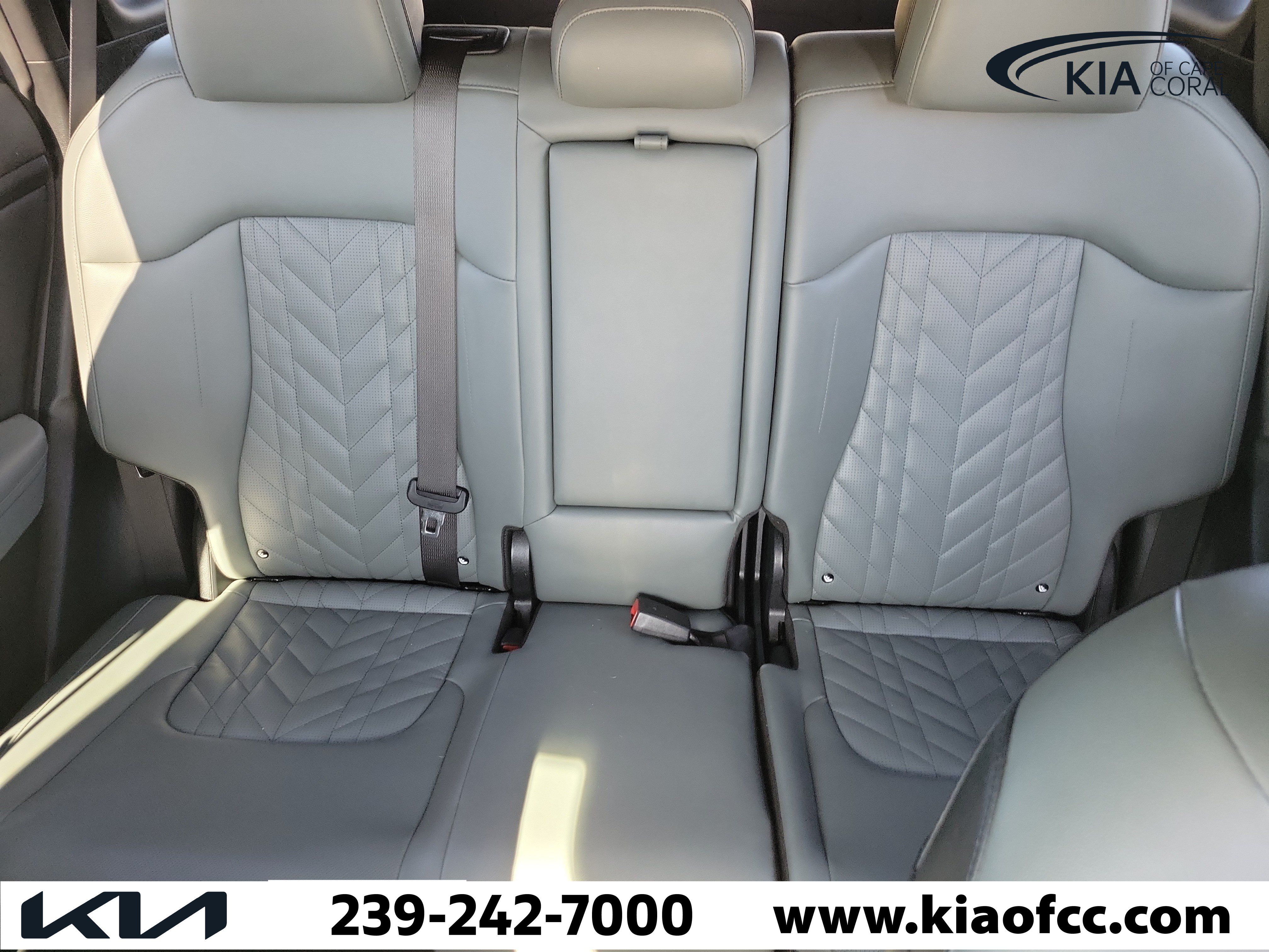 Used 2023 Kia Sportage X-Line w/ X-Line Premium Package AWD/4WD image 30