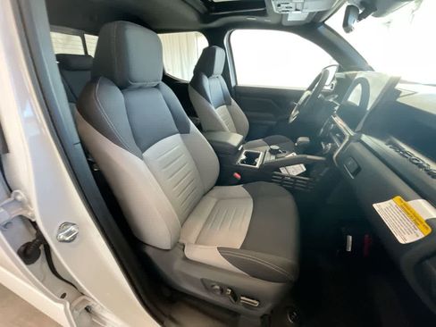 New 2025 Toyota Tacoma TRD Off-Road image 25