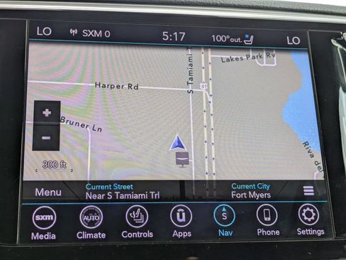 Used 2018 Chrysler Pacifica Limited w/ Advanced Safetytec Group FWD image 24
