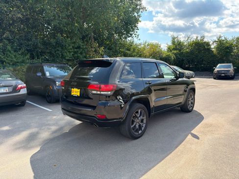 Used 2021 Jeep Grand Cherokee Limited w/ Quick Order Package 28K 80th AWD/4WD image 2