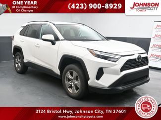 Used 2022 Toyota RAV4 XLE video 1