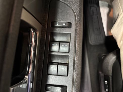 Used 2014 Ford F150 FX4 w/ Equipment Group 402A Luxury image 38